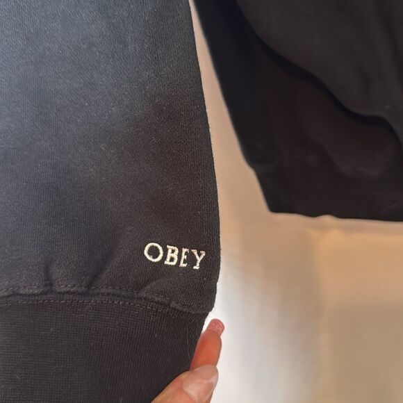 Obey “Love Is The Cure” Black Crewneck Embroidered Sweatshirt. Size Small. - Picture 5 of 8